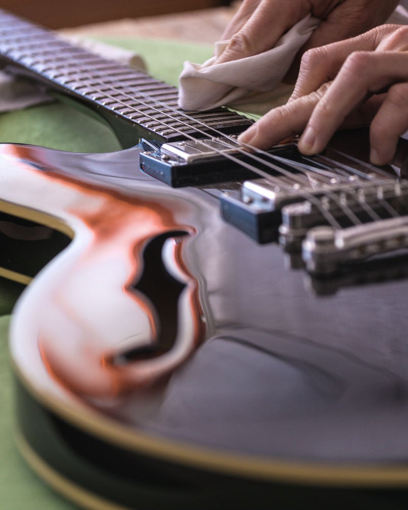 How to Use Guitar Polish to Maintain Your Guitar (Electric & Acoustic)