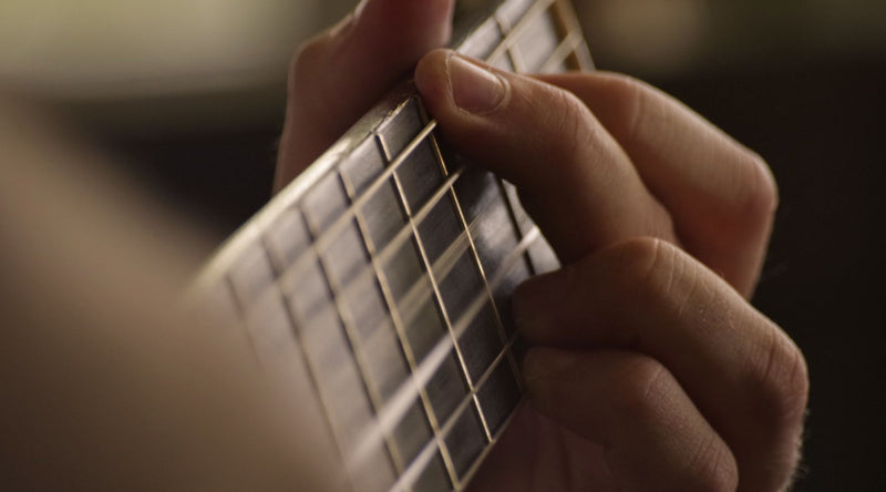 How to Learn Guitar Fast Without Bad Habits: Open Strings, Fretting Strumming