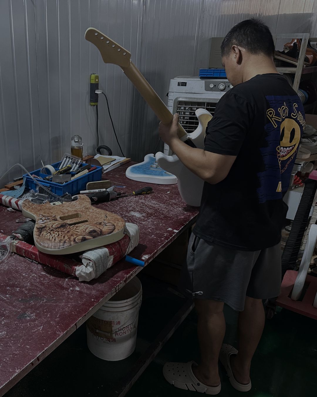 Make Your Ideal Electric Guitar